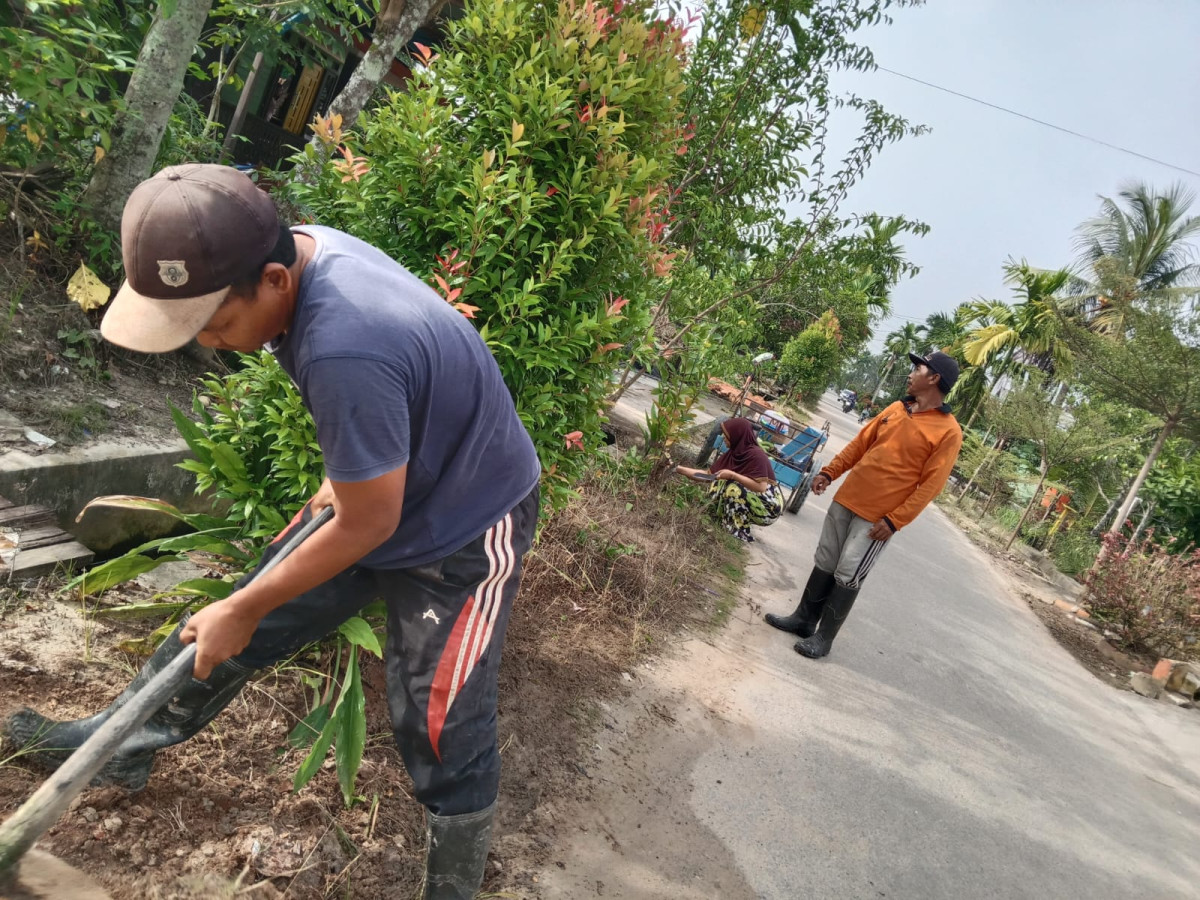 Gotong royong rutin