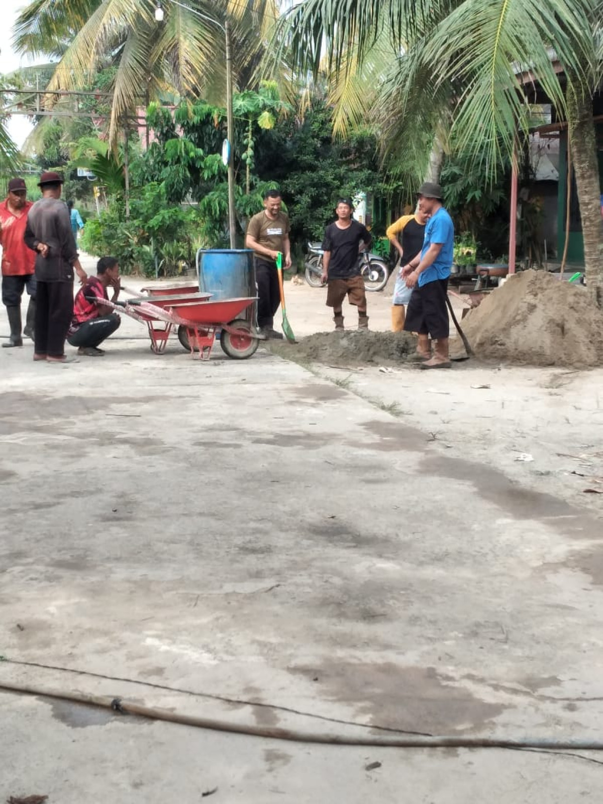gotong royong rt 03