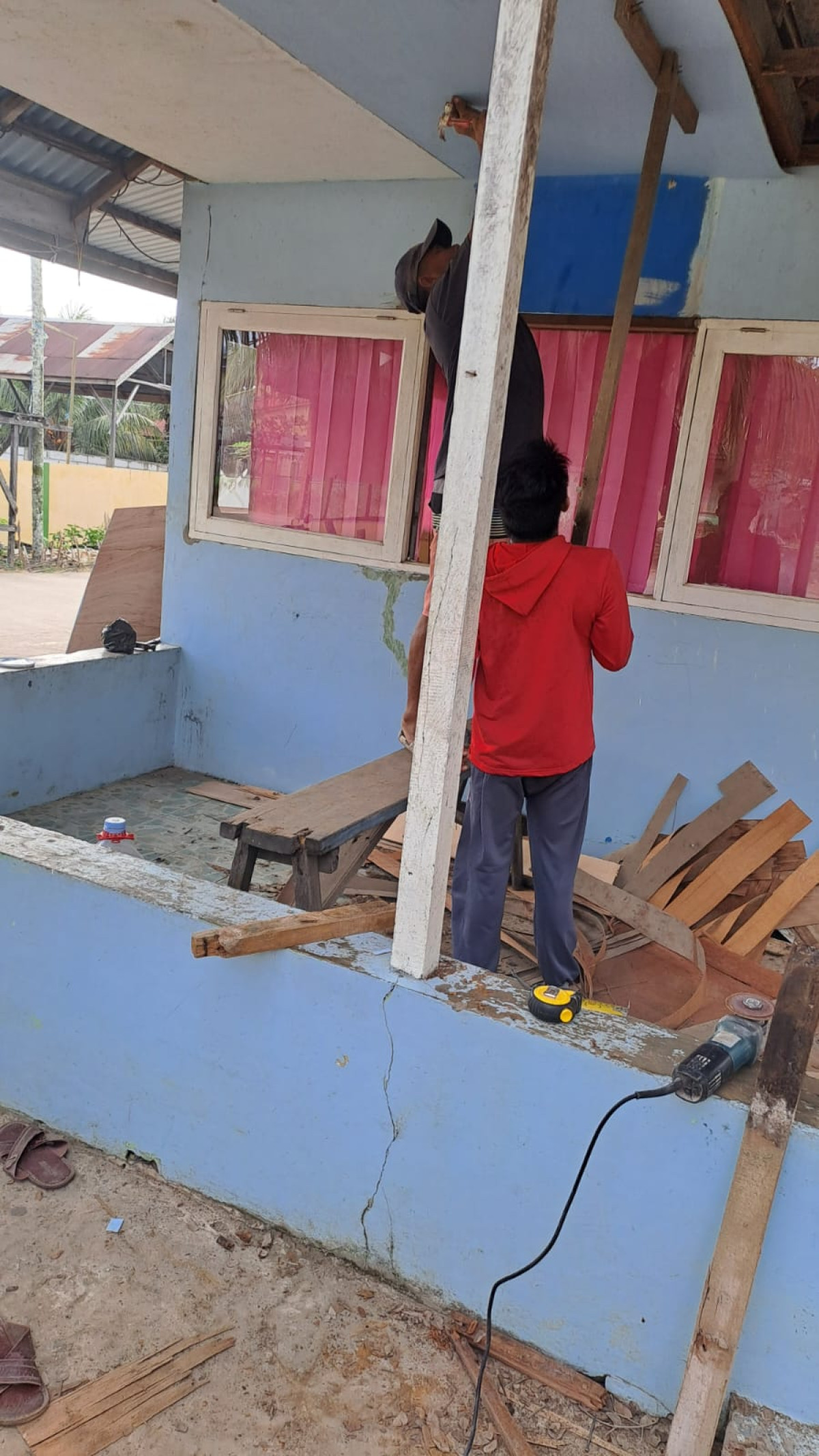 Kegiatan Gotong Royong RT 04
