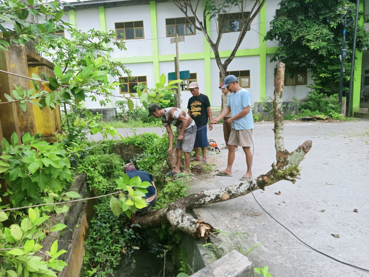 kerja bakti
