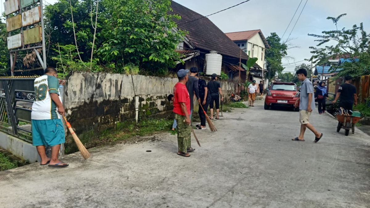 kerja bakti