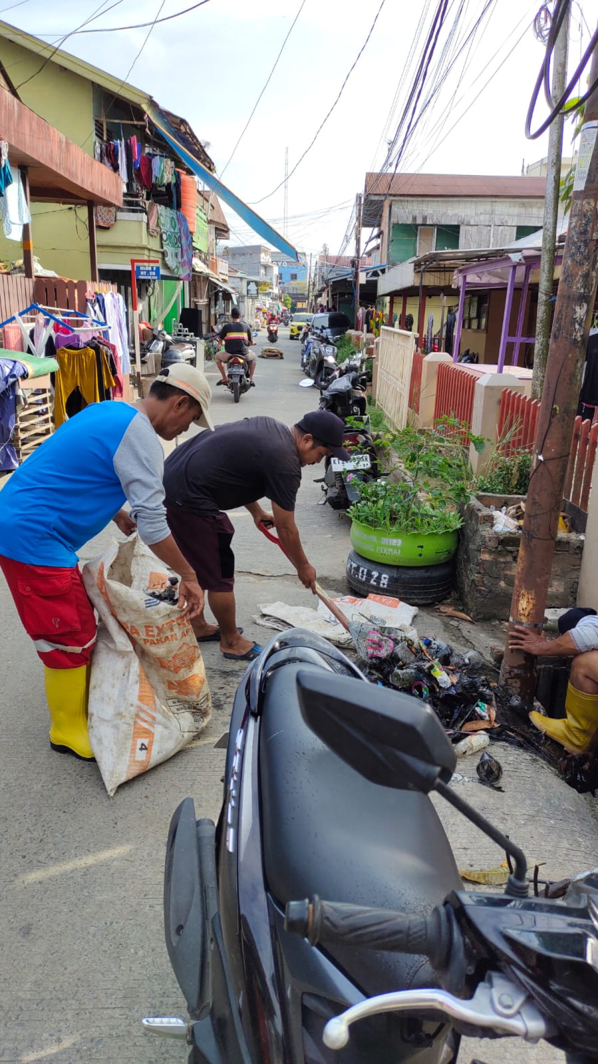 kerja bakti