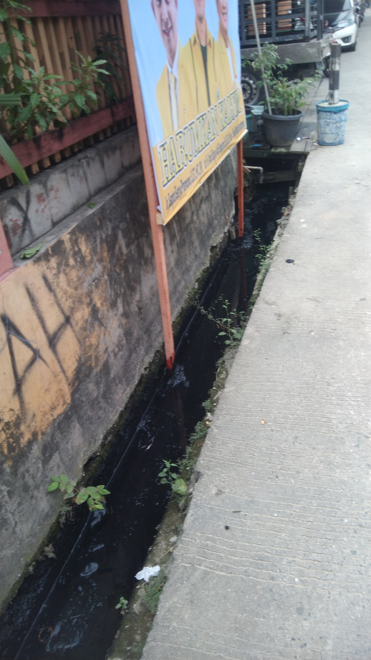 Kerja bakti gotong royong RT 28