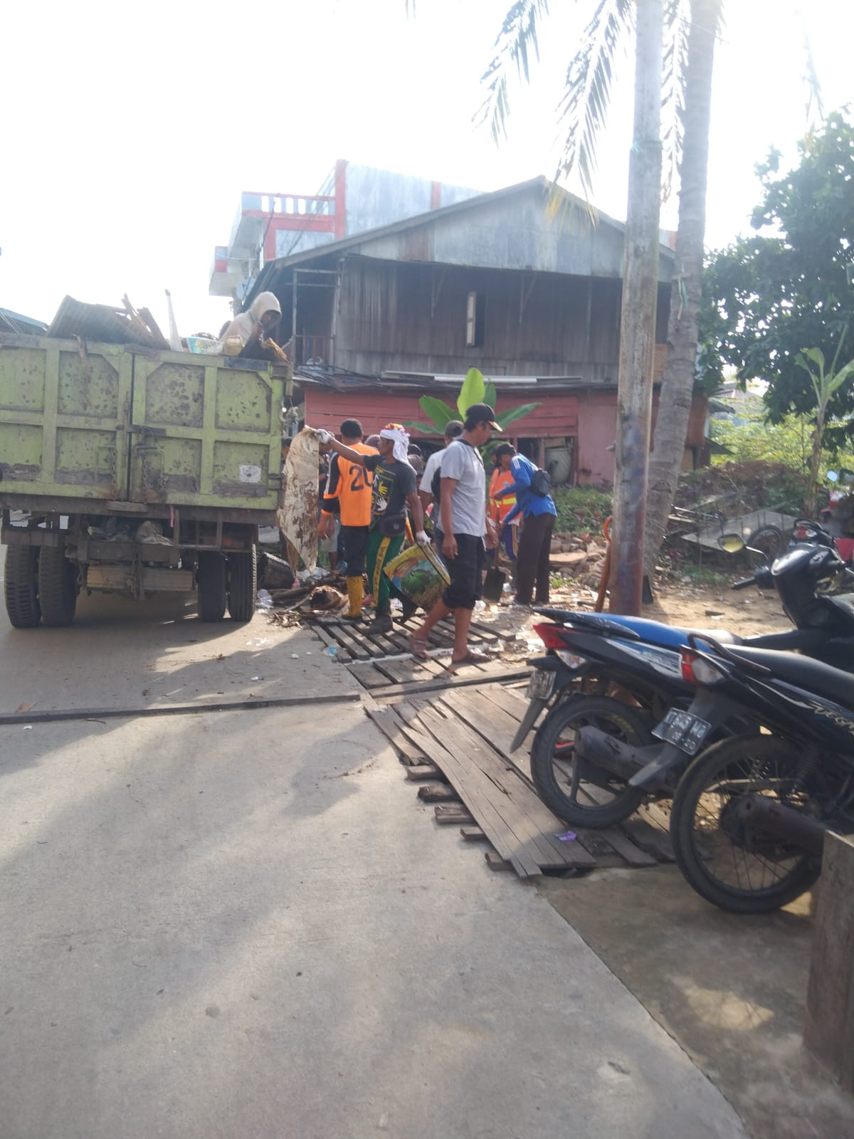 kerja bakti