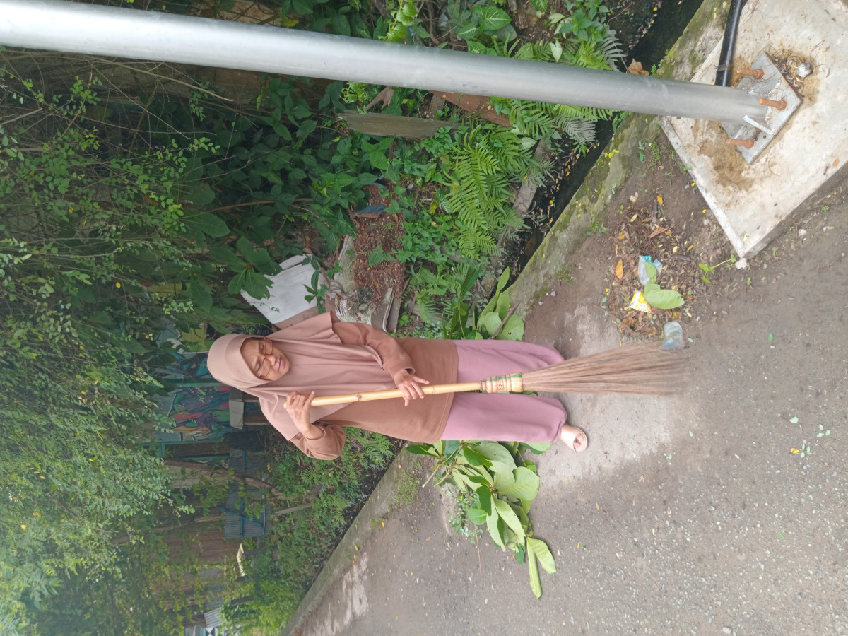 Kerja bakti dilingkungan