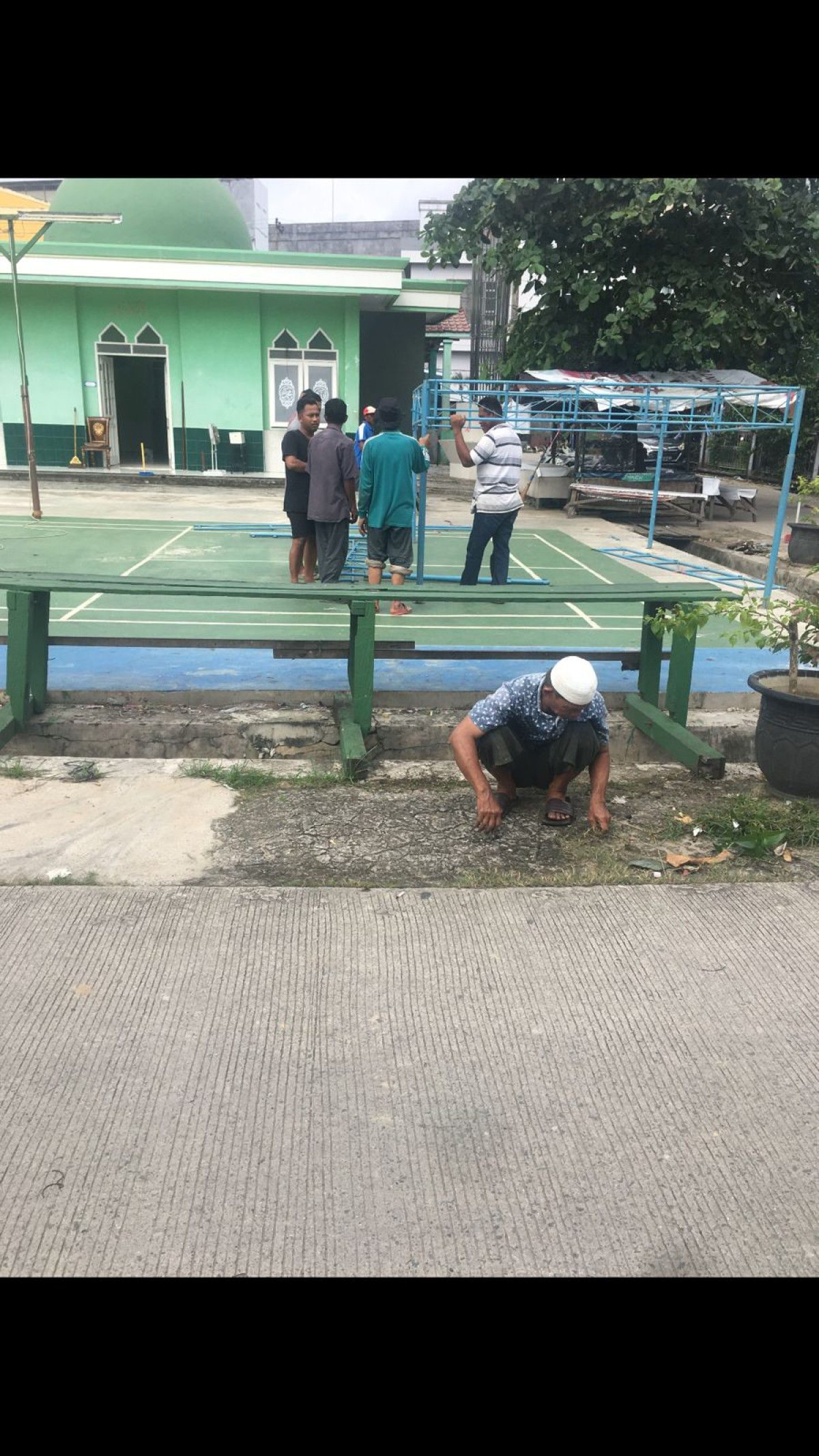 KERJA BAKTI