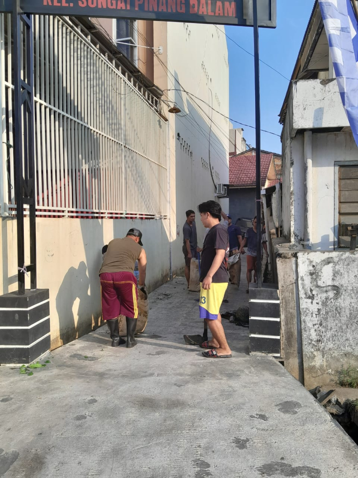 kerja bakti GG. Wisma