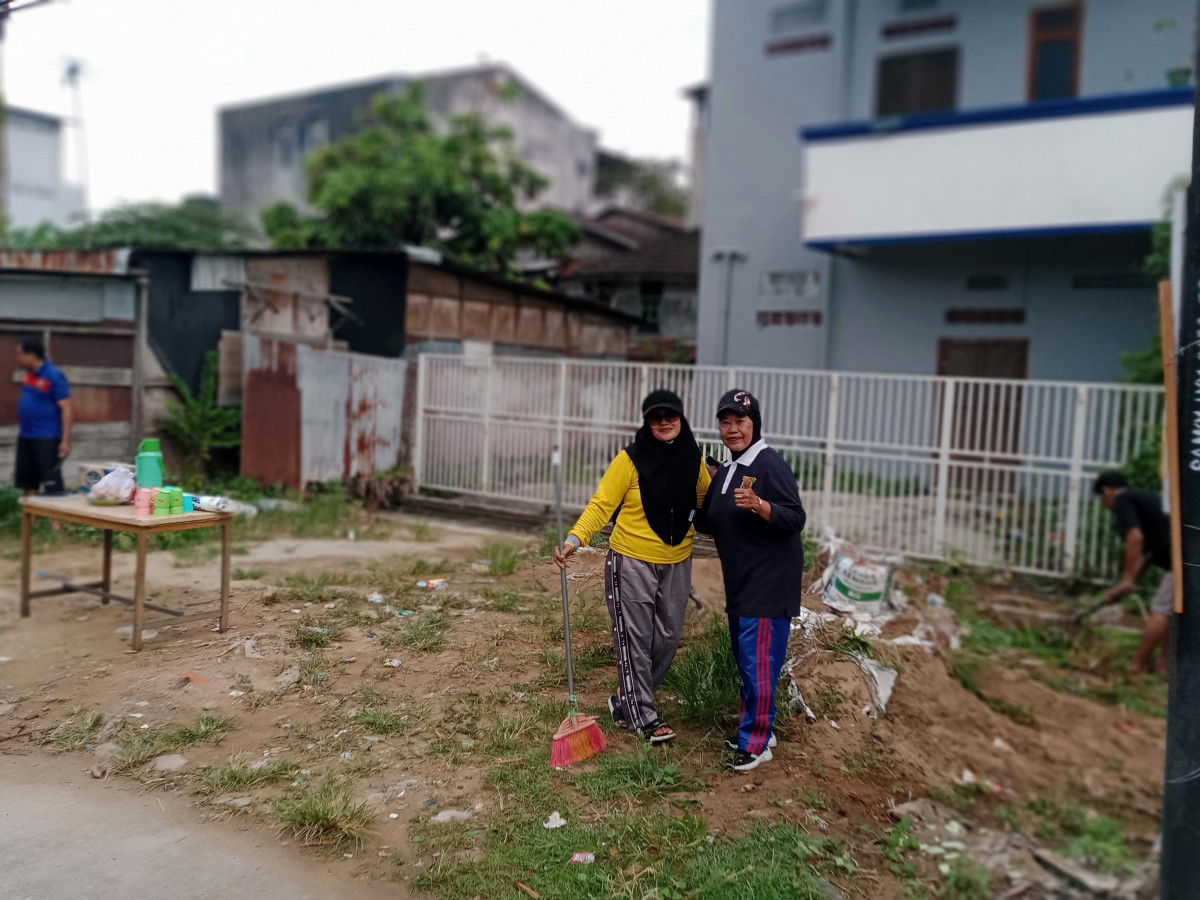Kerja bakti RT 16