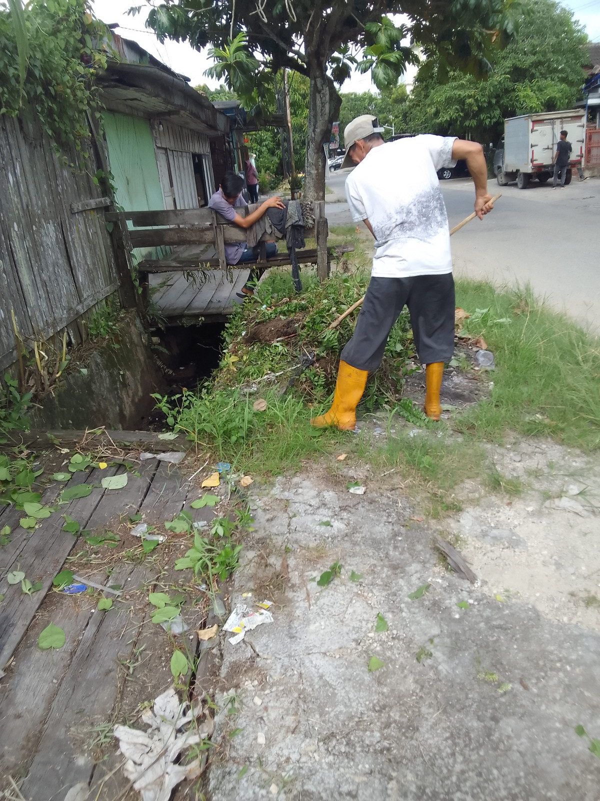 Kerja bakti 1