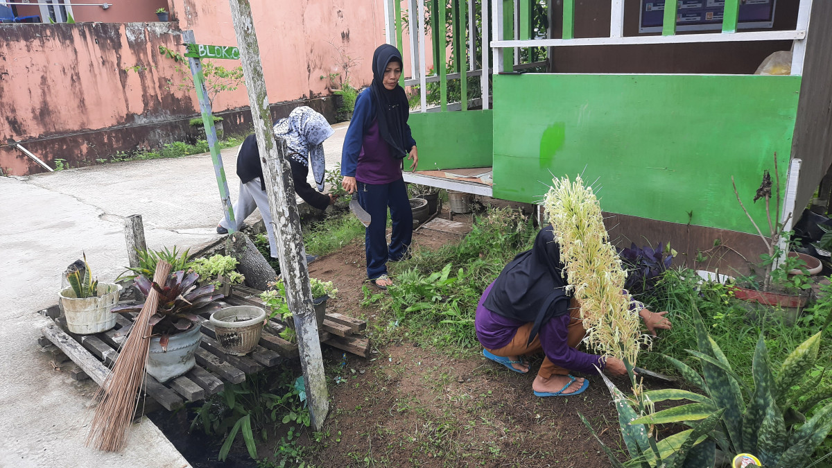 Kerja bakti rt. 030