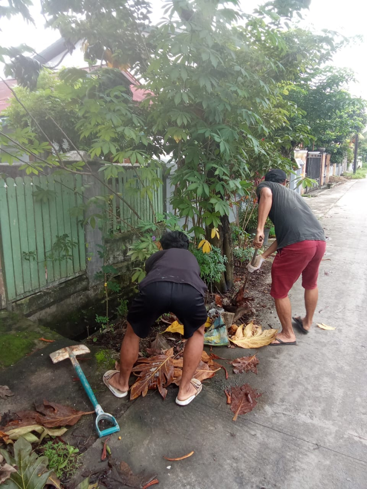 Kerja bakti 1