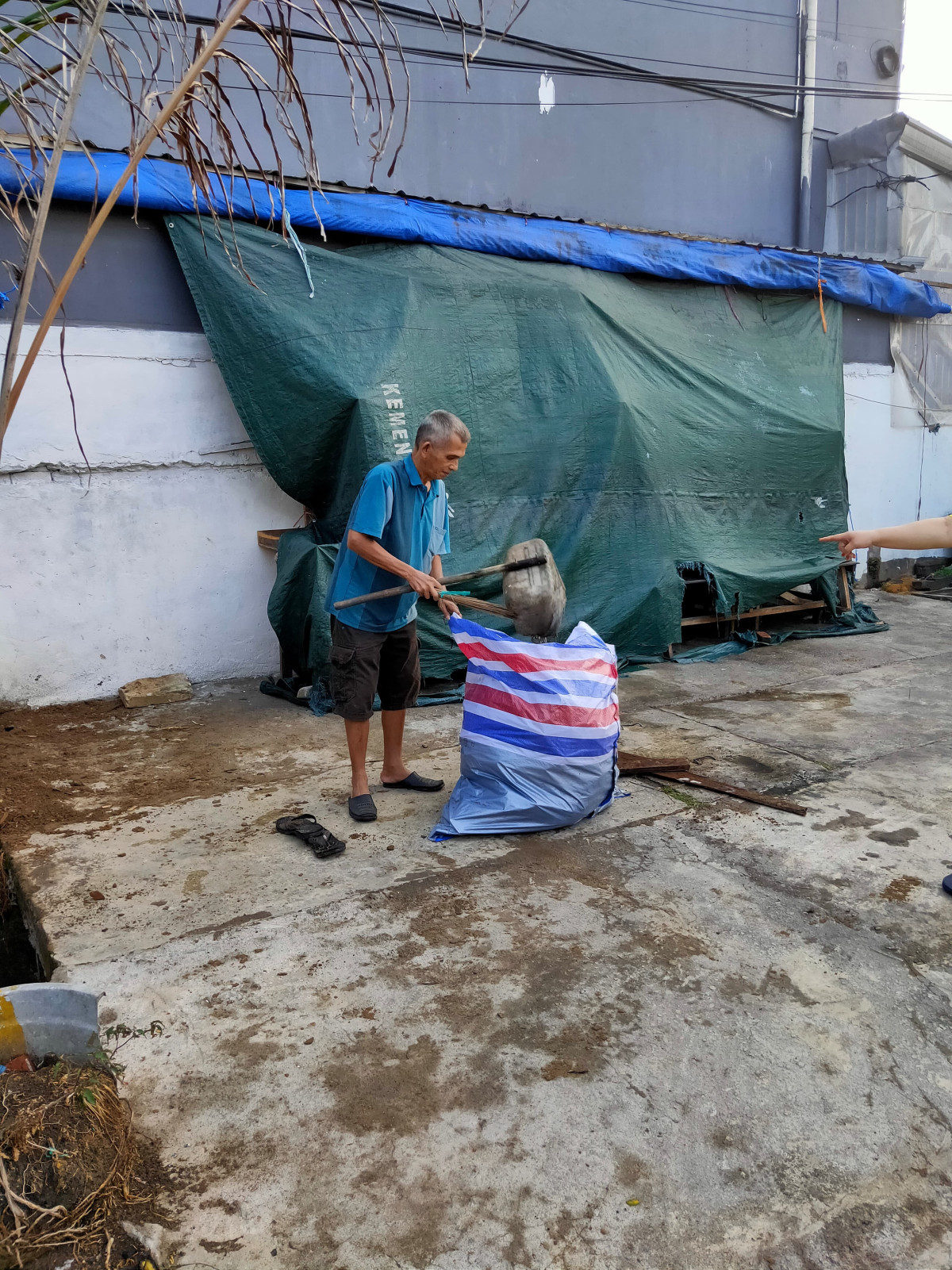 Kerja bakti 1