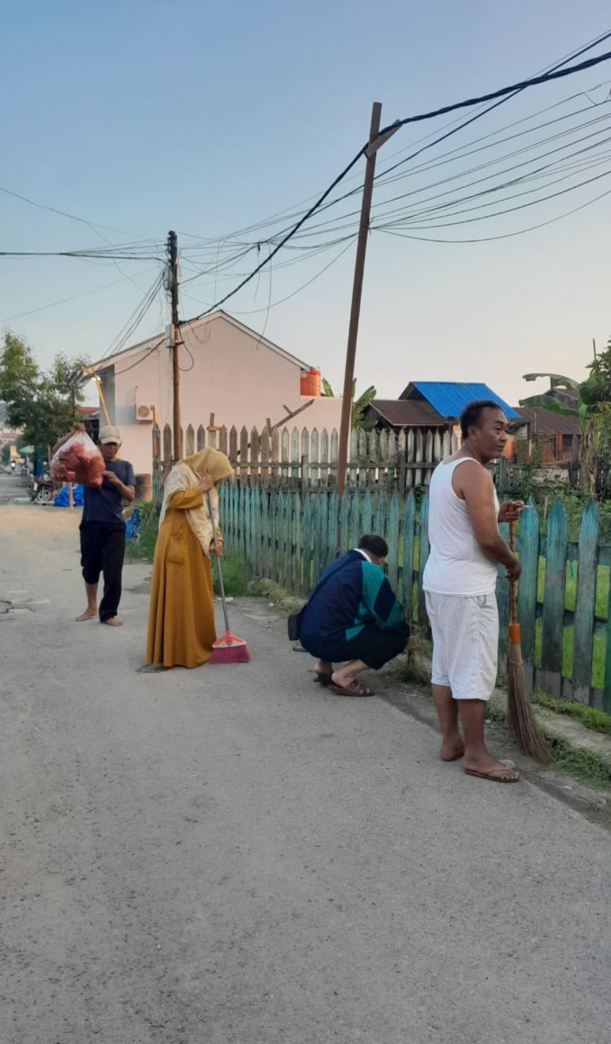 KERJA BAKTI