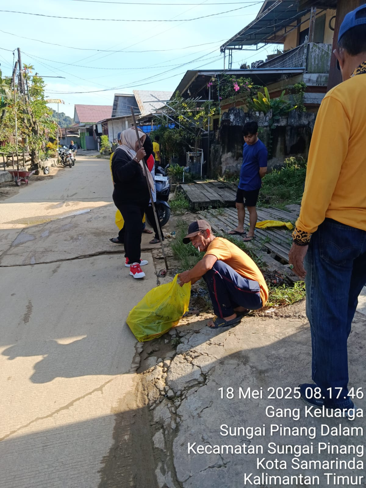 Kerja bakti bersama
