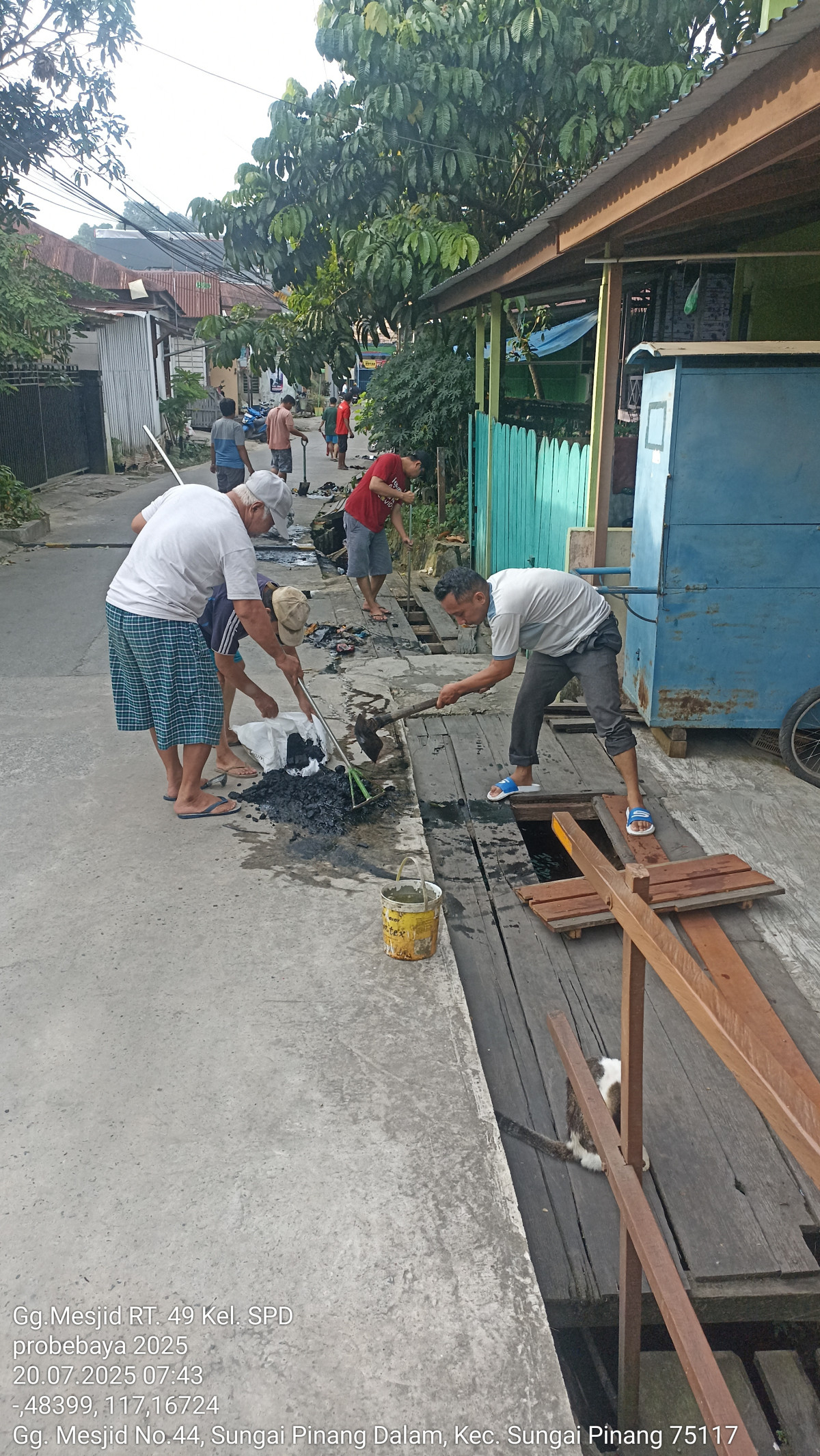 Kerja Bakti Bulanan RT 48