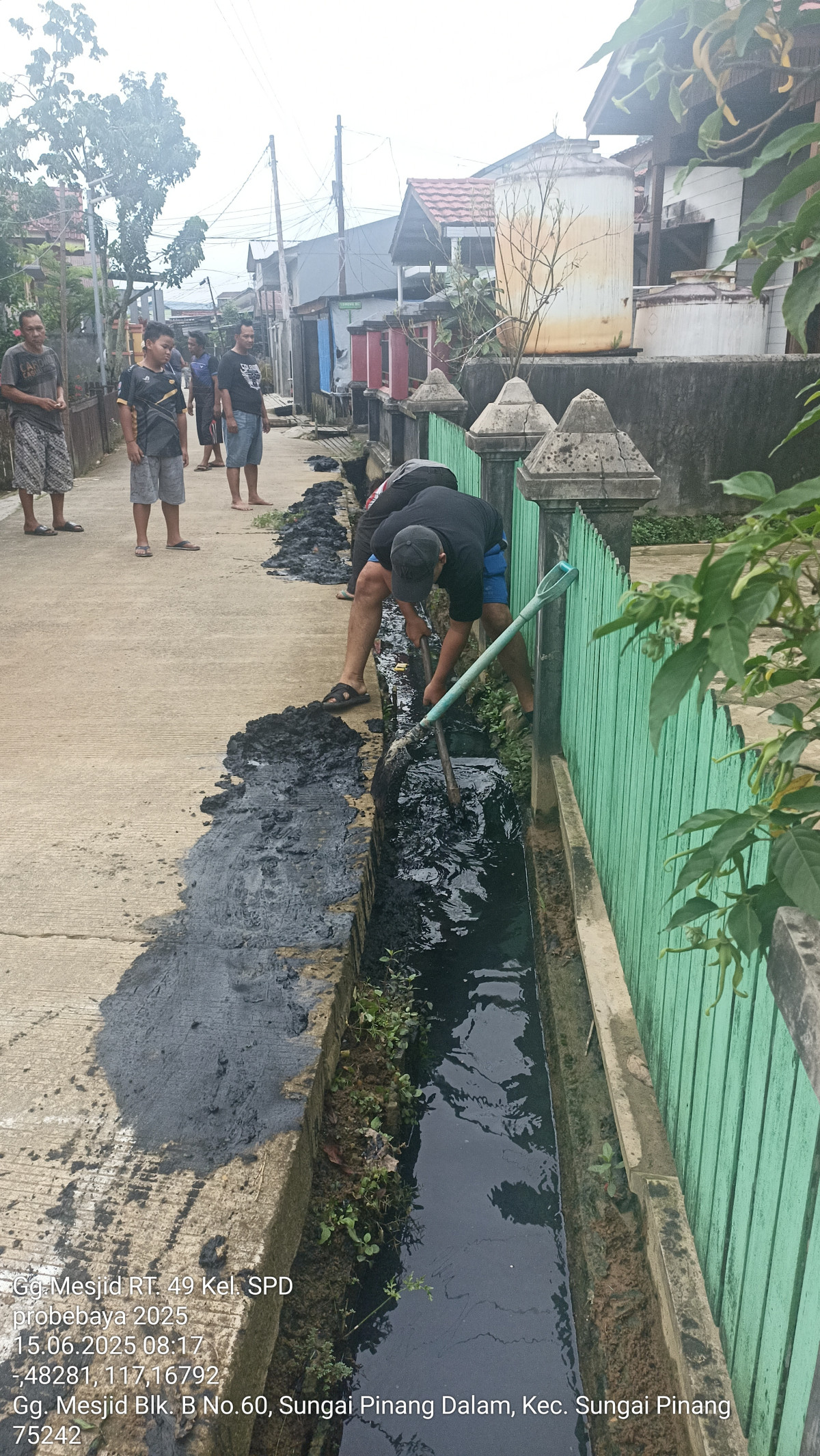 Kerja Bakti Bulanan RT 49