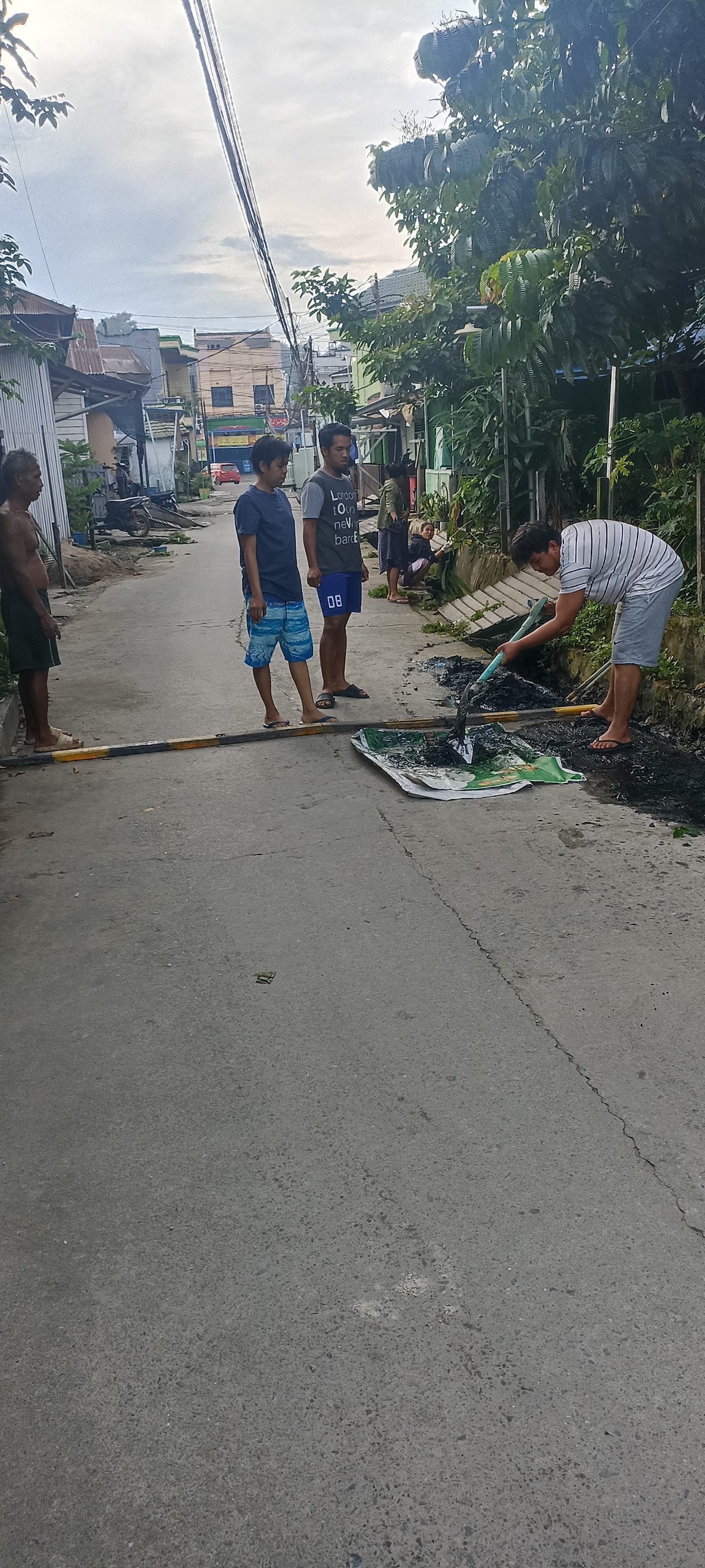 Kerja Bakti Bulanan RT49