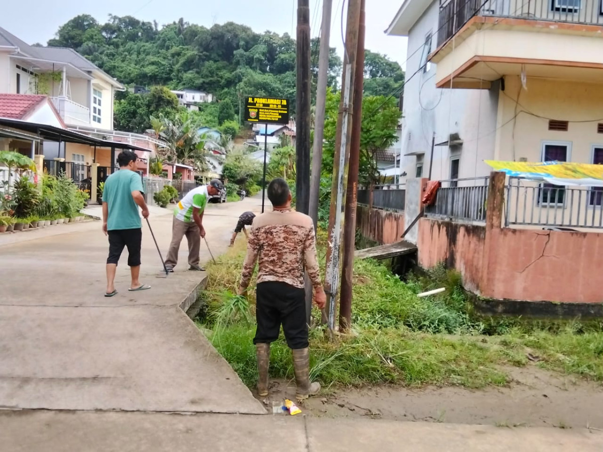 kerja bakti