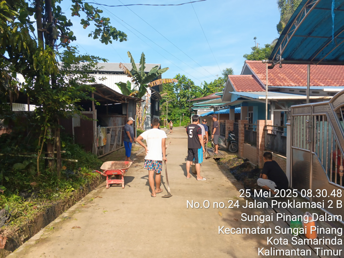 Gotong royong /kerja bakti