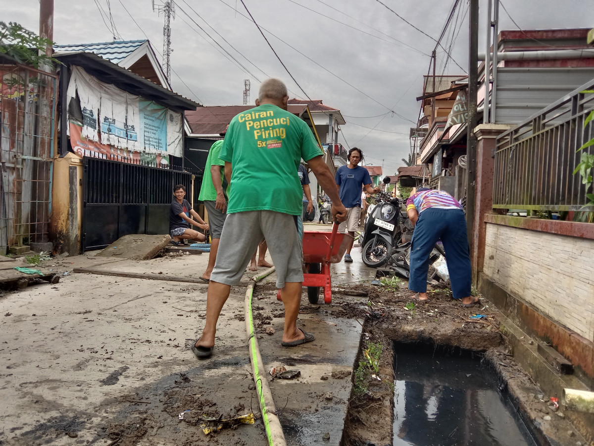 Jl Daman huri1 Rt 60 blok c dan sekitarnya