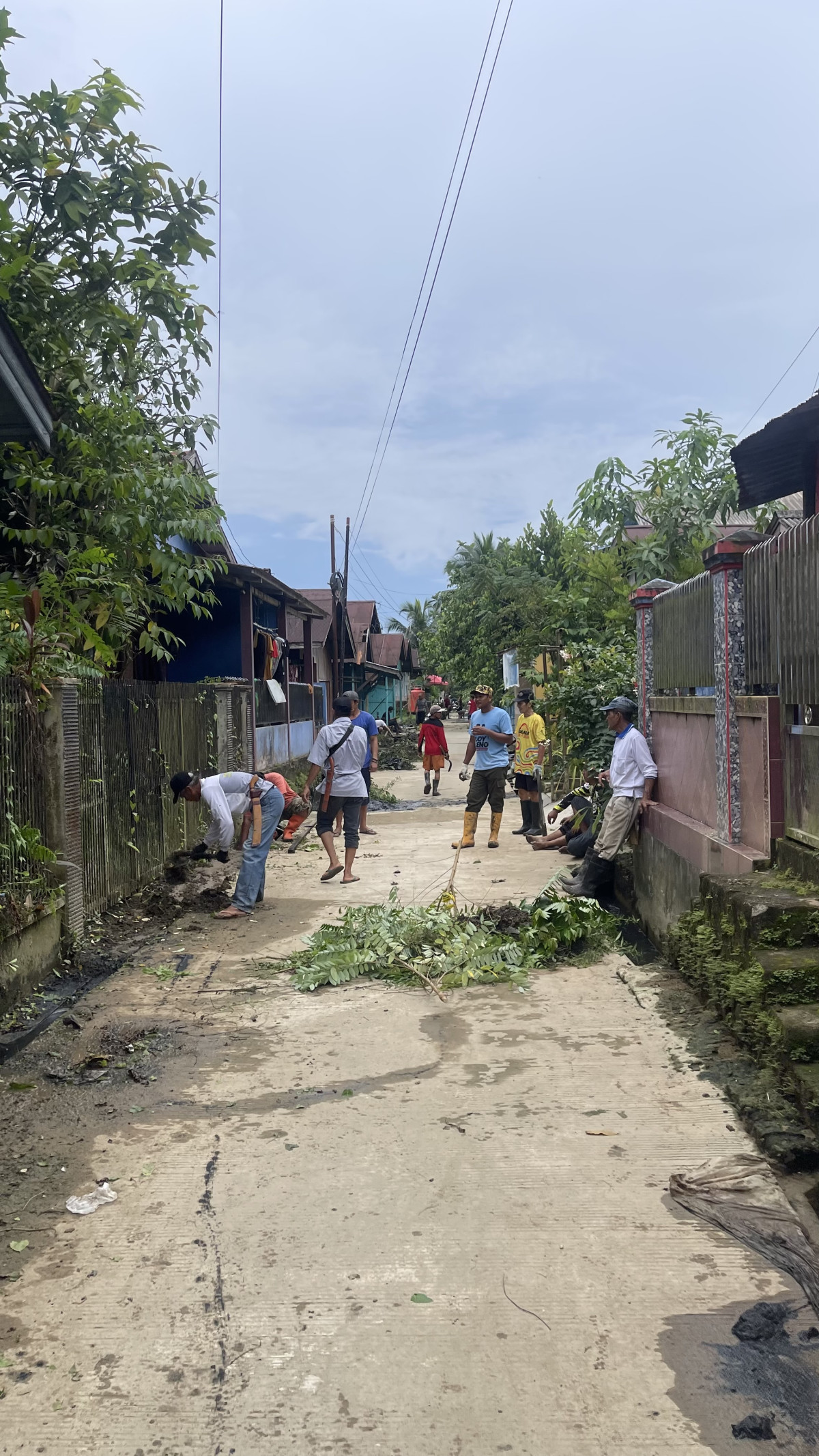 Kerja bakti RT 63