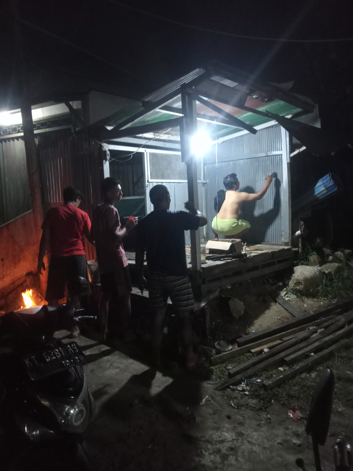Perbaikan pos jaga