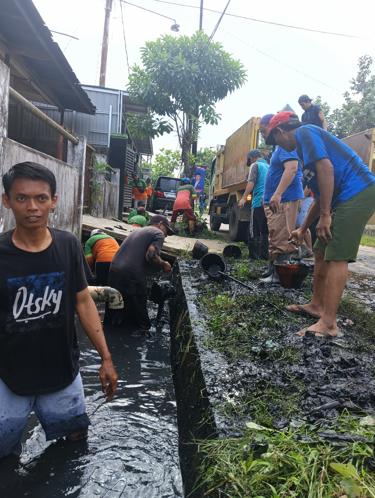 Gotong Royong di Kenangan 5
