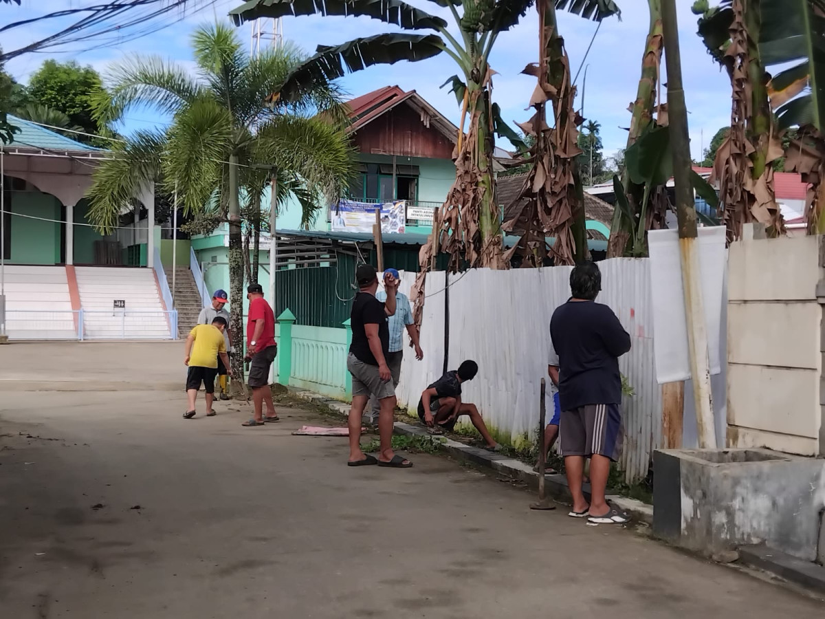 Kerja Bakti, Pembersihan dan penataan Posyandu dan Sekitarnya