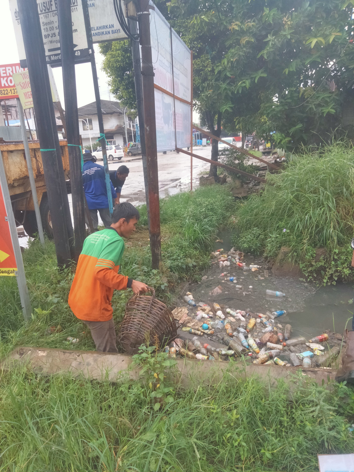 Jl. Merdeka 1