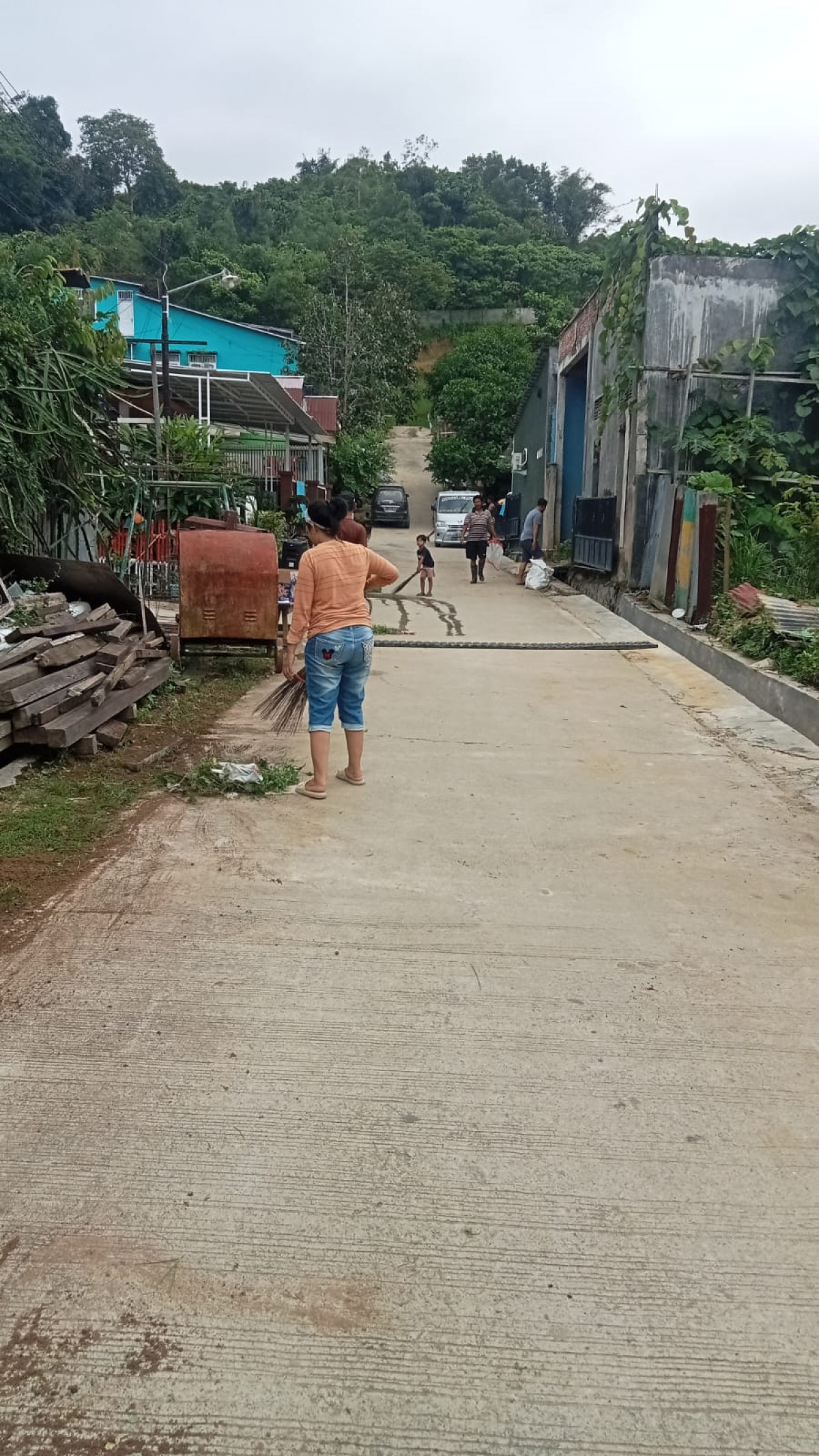 Pembersihan jalan
