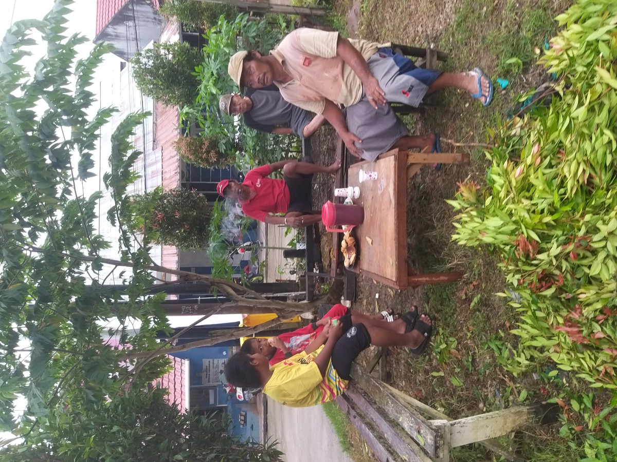 Gotong royong bersih selokan jl.pipit rays