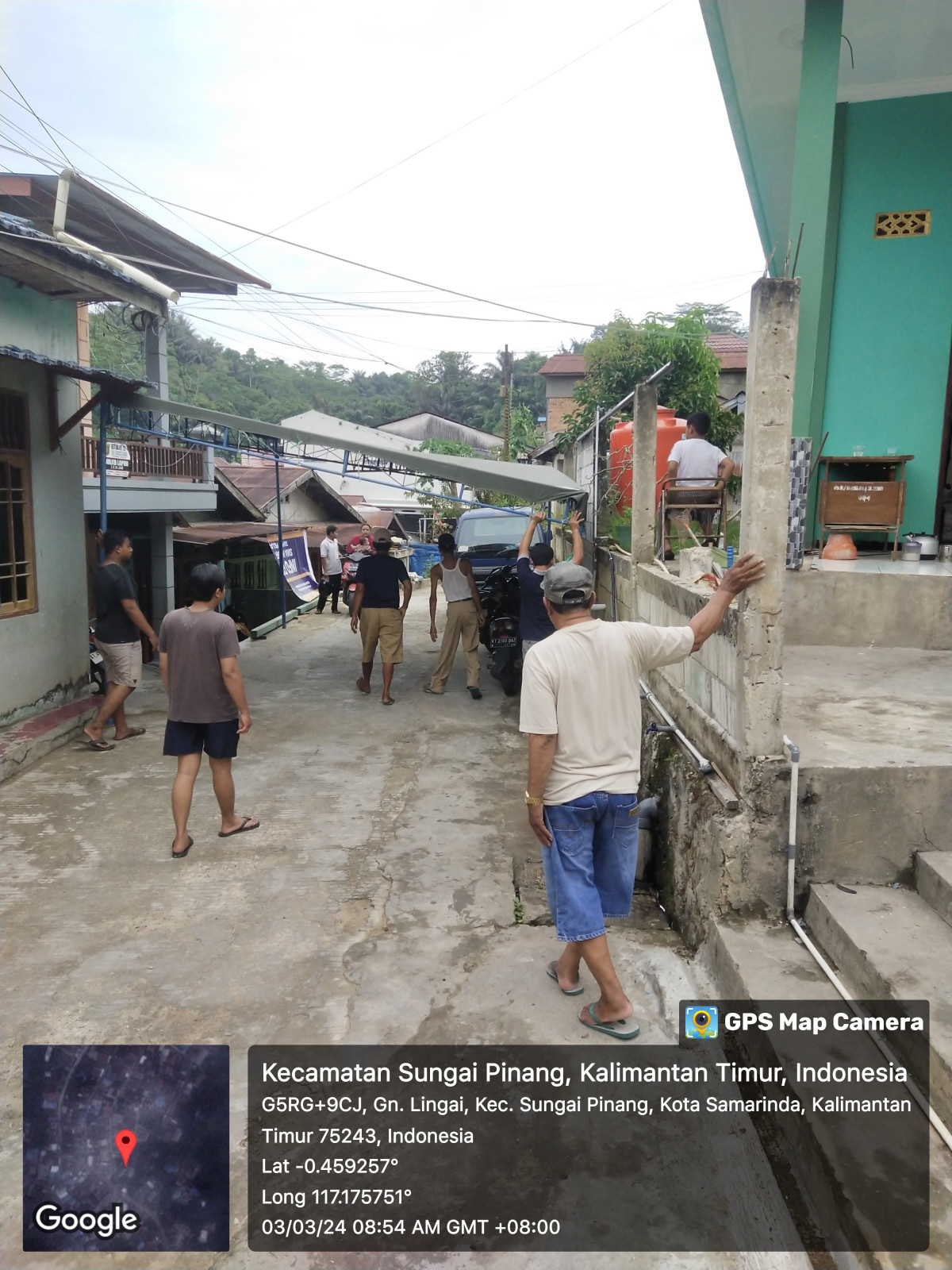 Kerja bakti di lingkungan RT 12