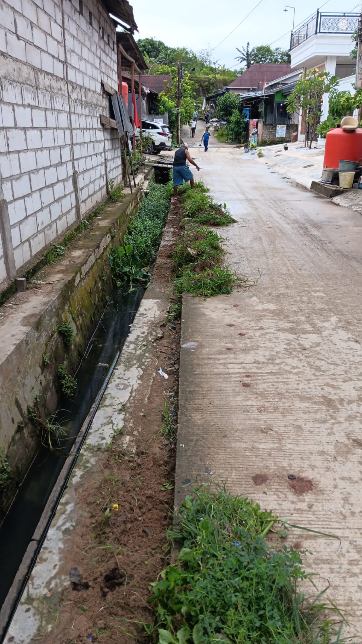 Kegiatan gotong royong warga