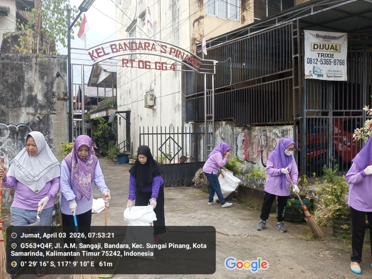 Gotong royong RT 06