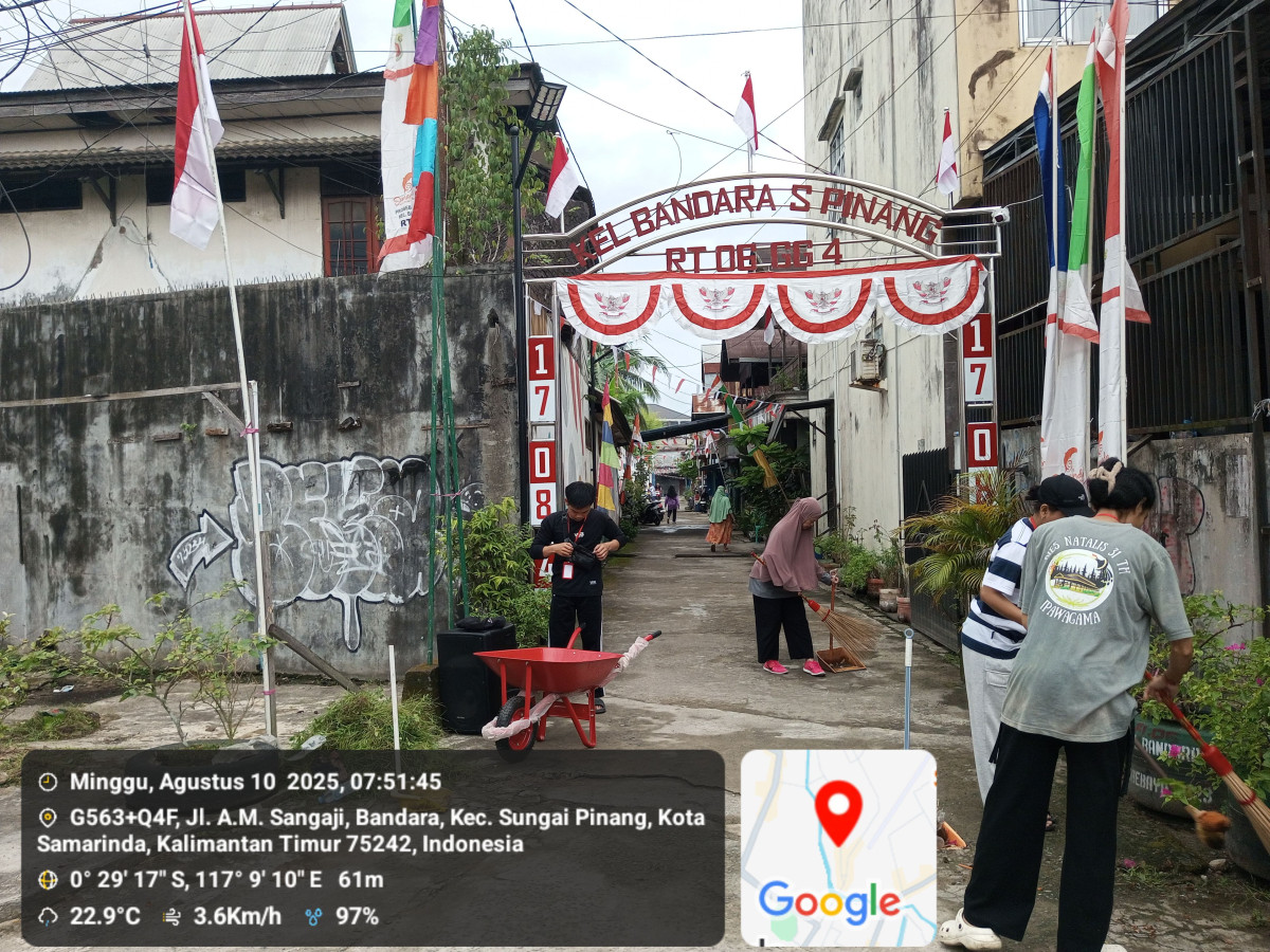 Gotong royong RT 06