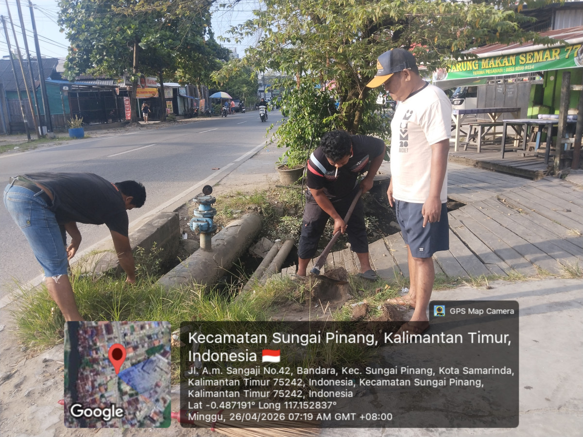 Gotong Royong Wilayah RT 07