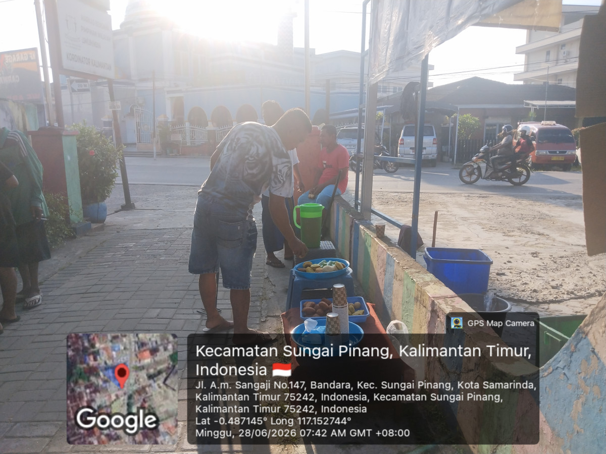 Gotong Royong lingkungan RT 07