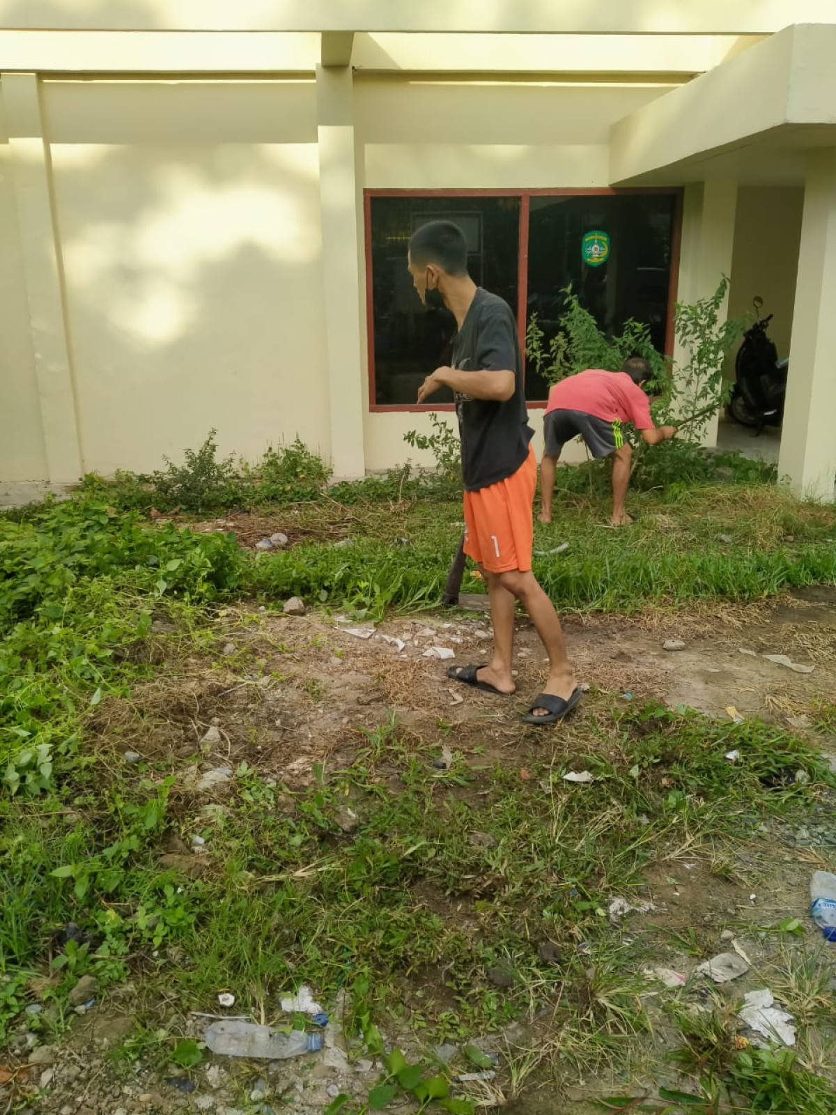 Gotong royong kebersihan RT.16