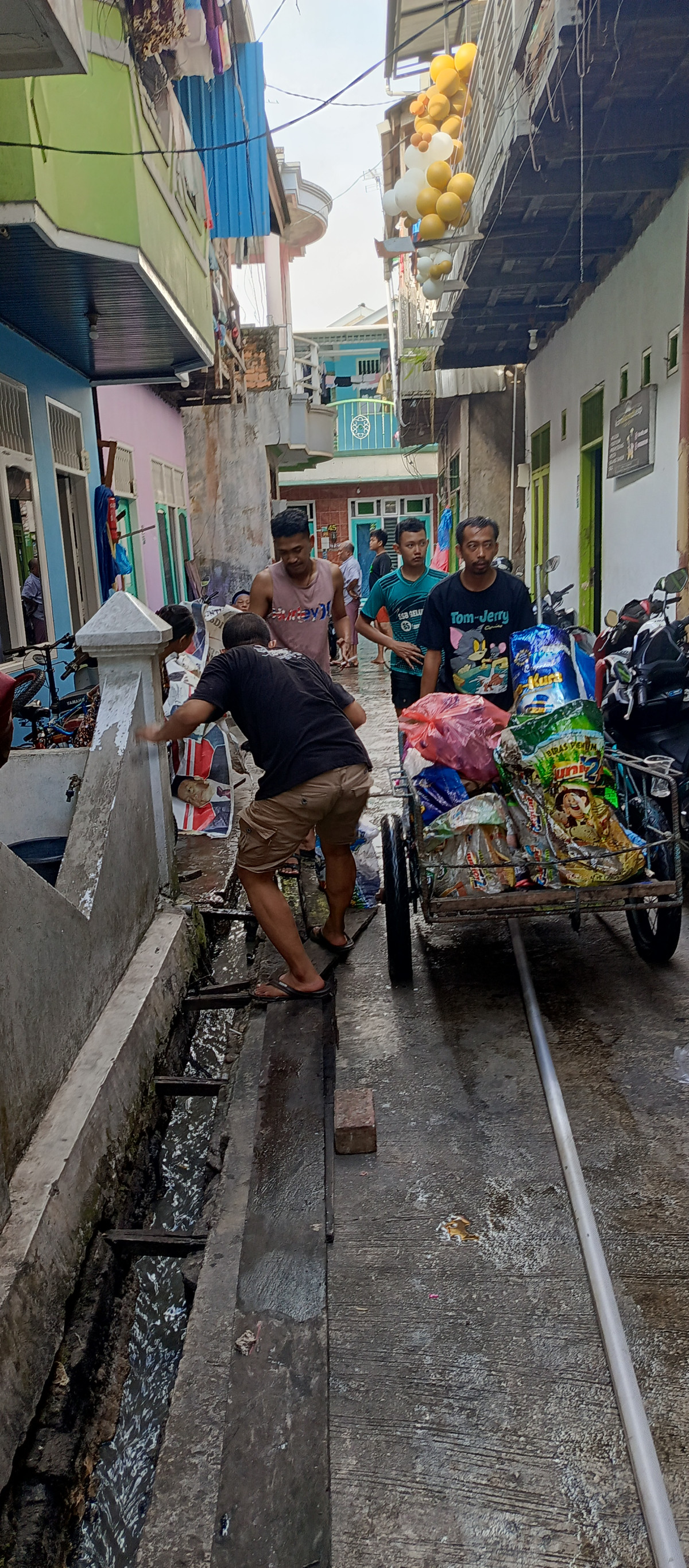 Gotong royong