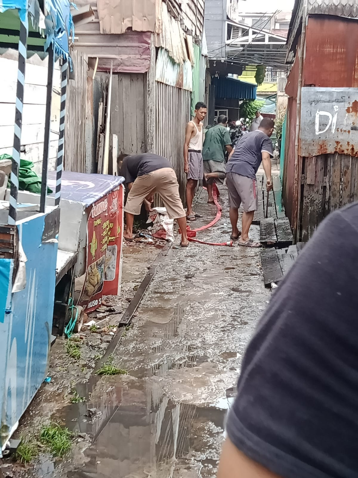 gotong royong