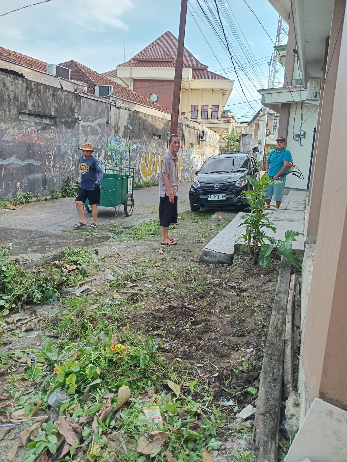 GOTONG ROYONG