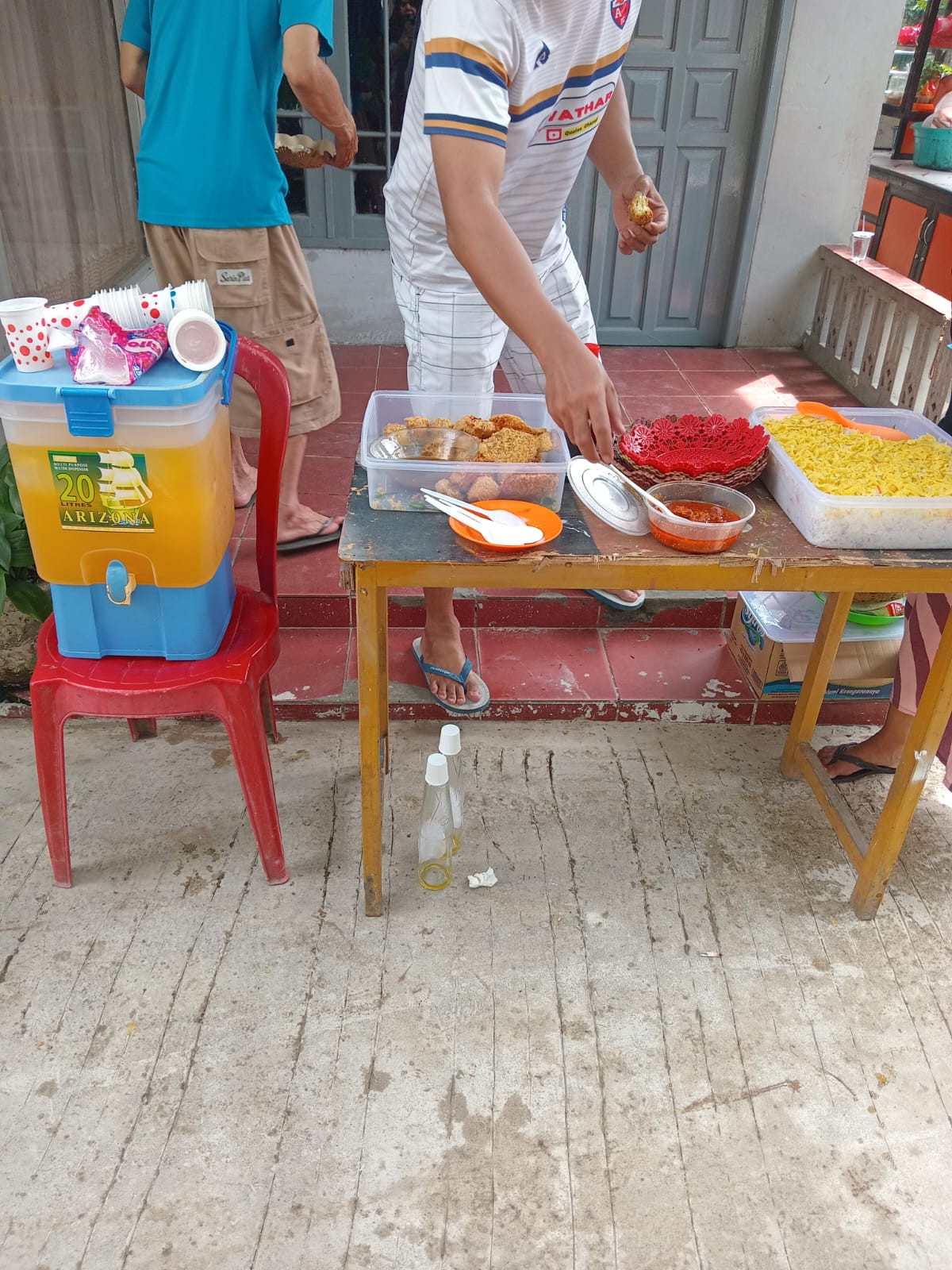 gotong royong rt 27