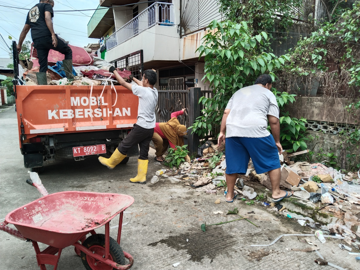 Gotong royong bersama