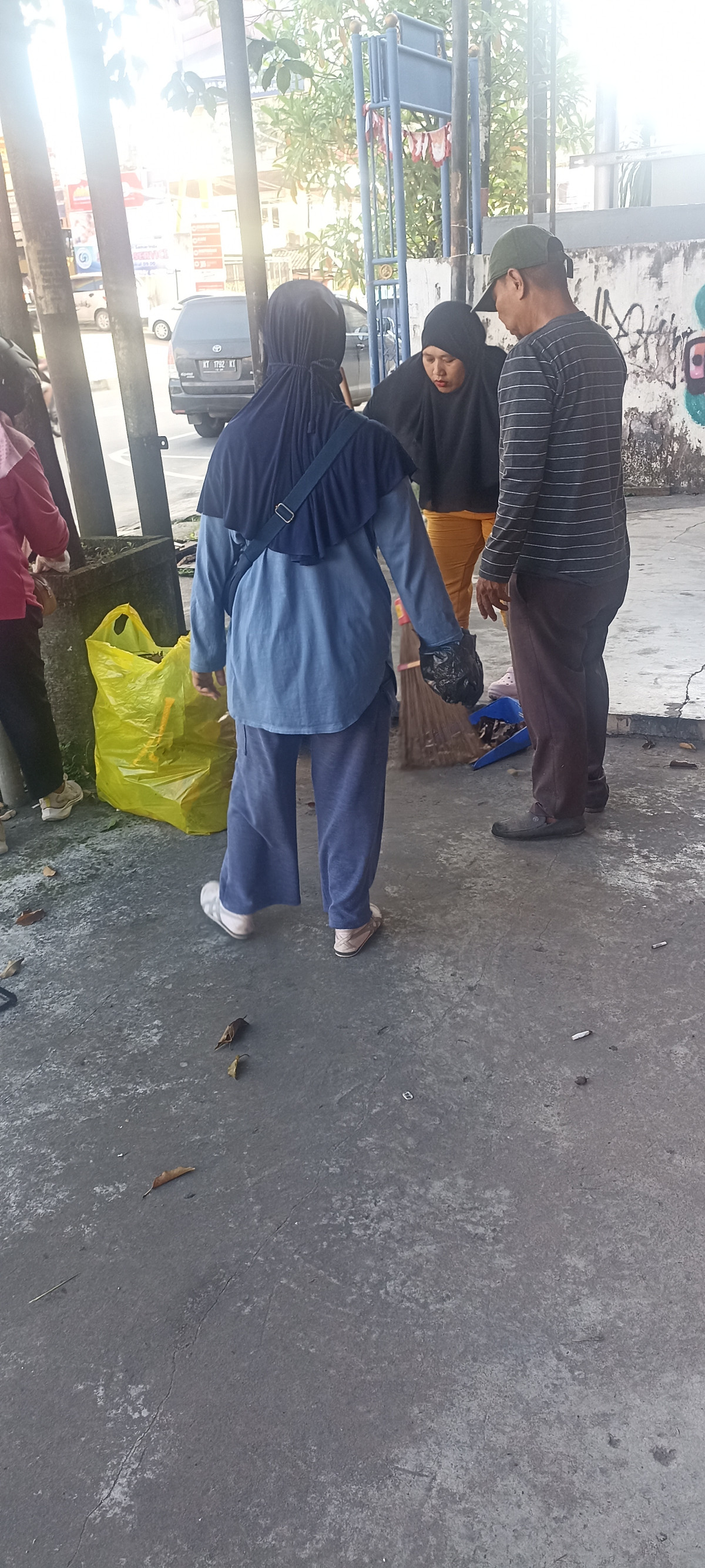 gotong royong