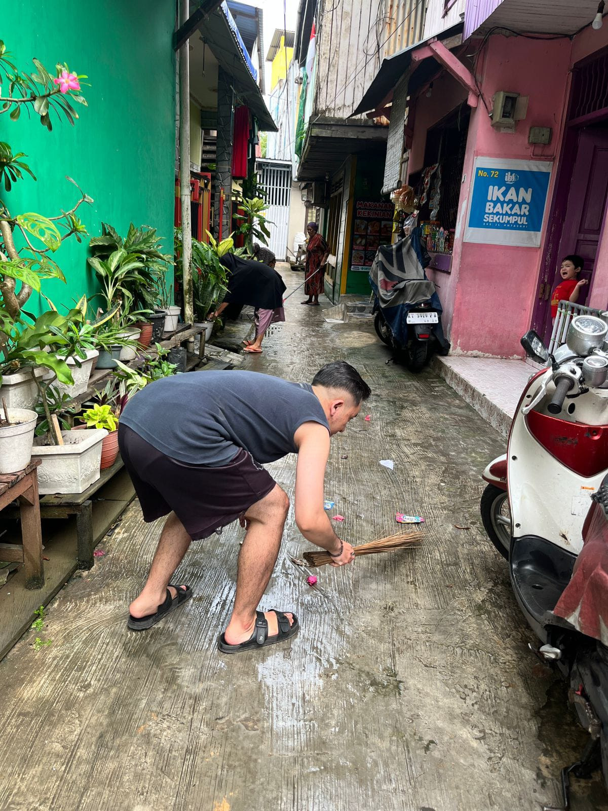 GOTONG ROYONG