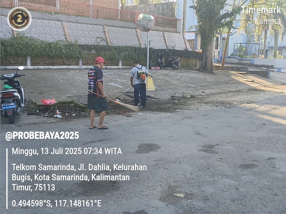 Gotong Royong RT 03 Kelurahan Bugis