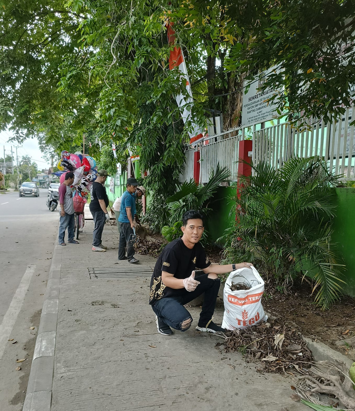 Jl. Cut mutia