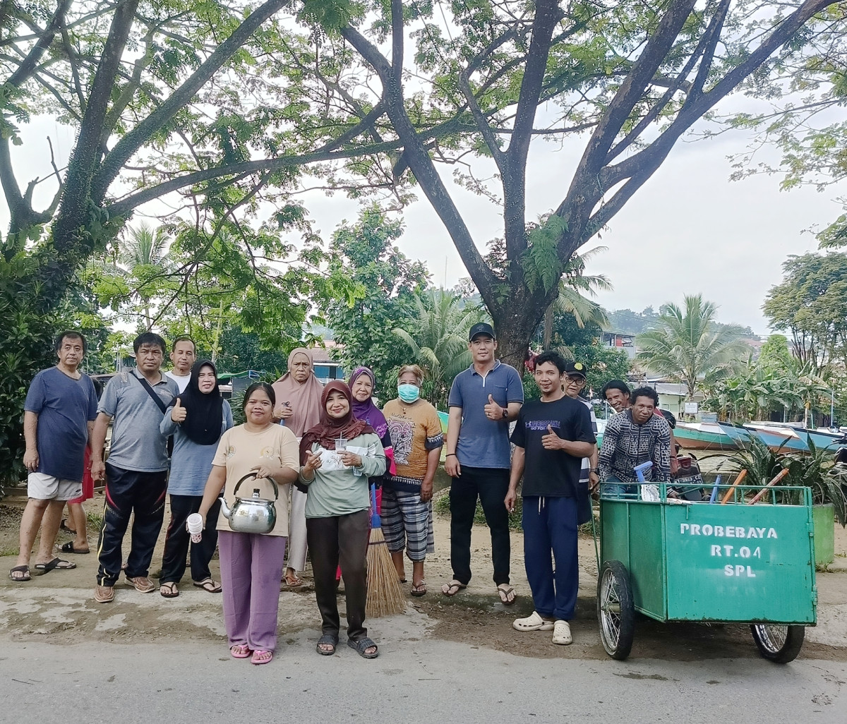 Bebaya kerja bakti RT. 04 SPL samkot