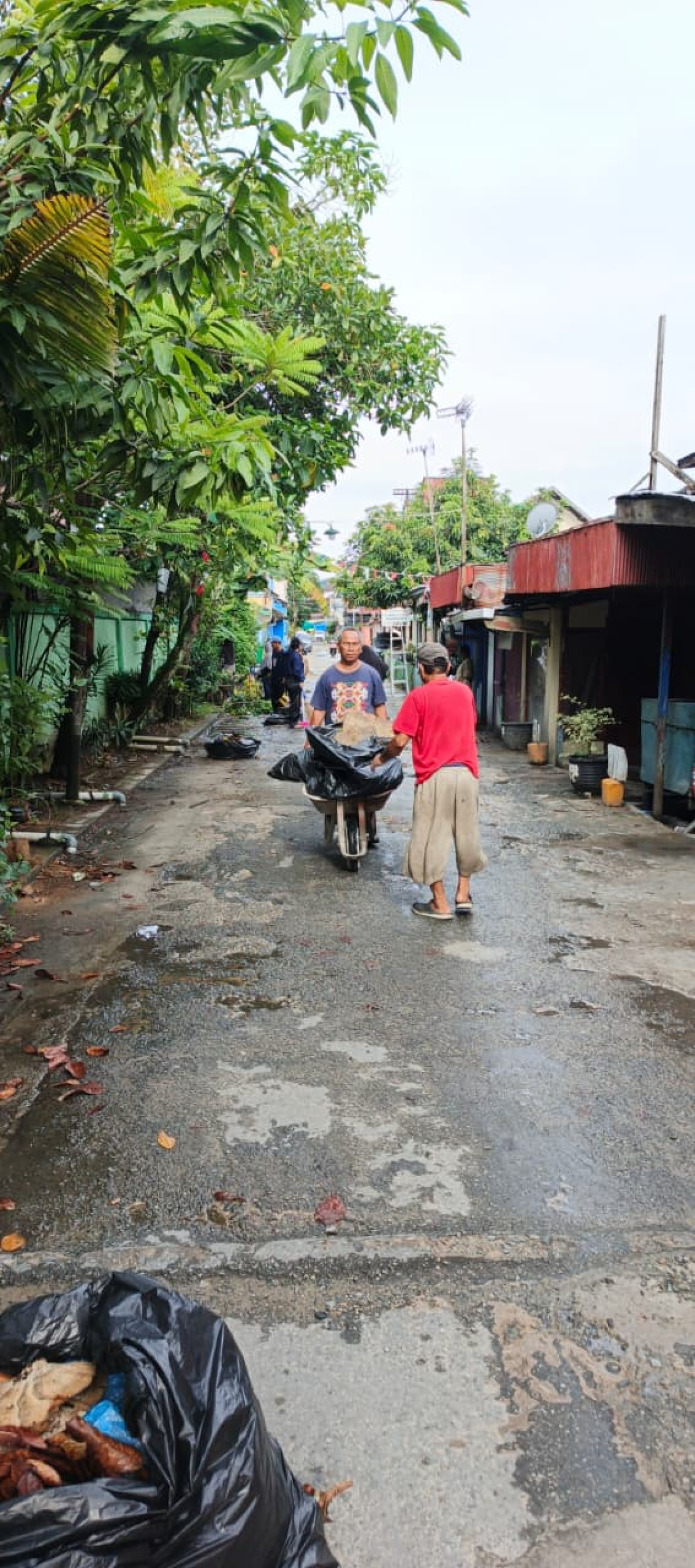 Kerja bakti rutin bulanan bulan Oktober 2025
