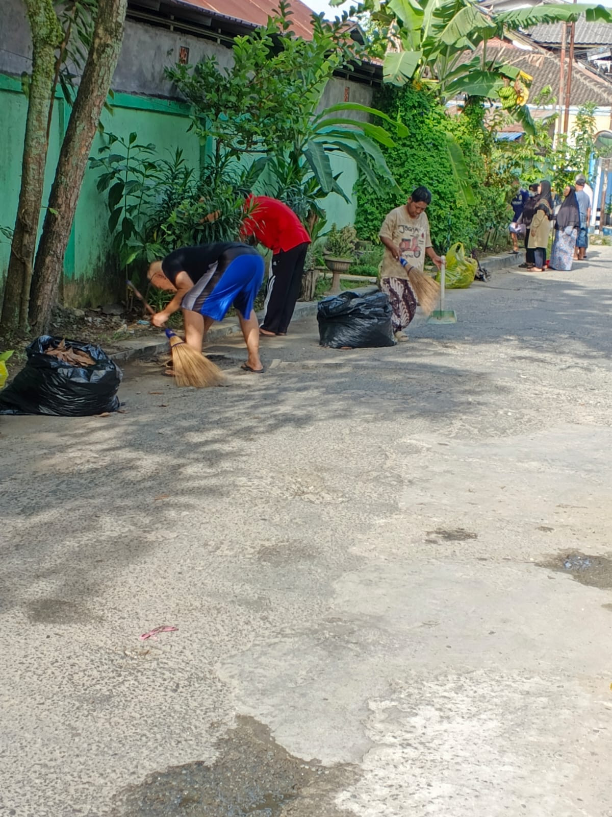 Kerja Bakti warga RT.24 Kel.SPL
